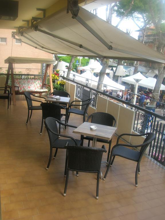 Residence Suisse Κατόλικα Εξωτερικό φωτογραφία