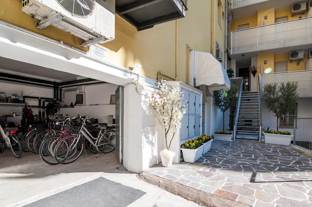 Residence Suisse Κατόλικα Εξωτερικό φωτογραφία