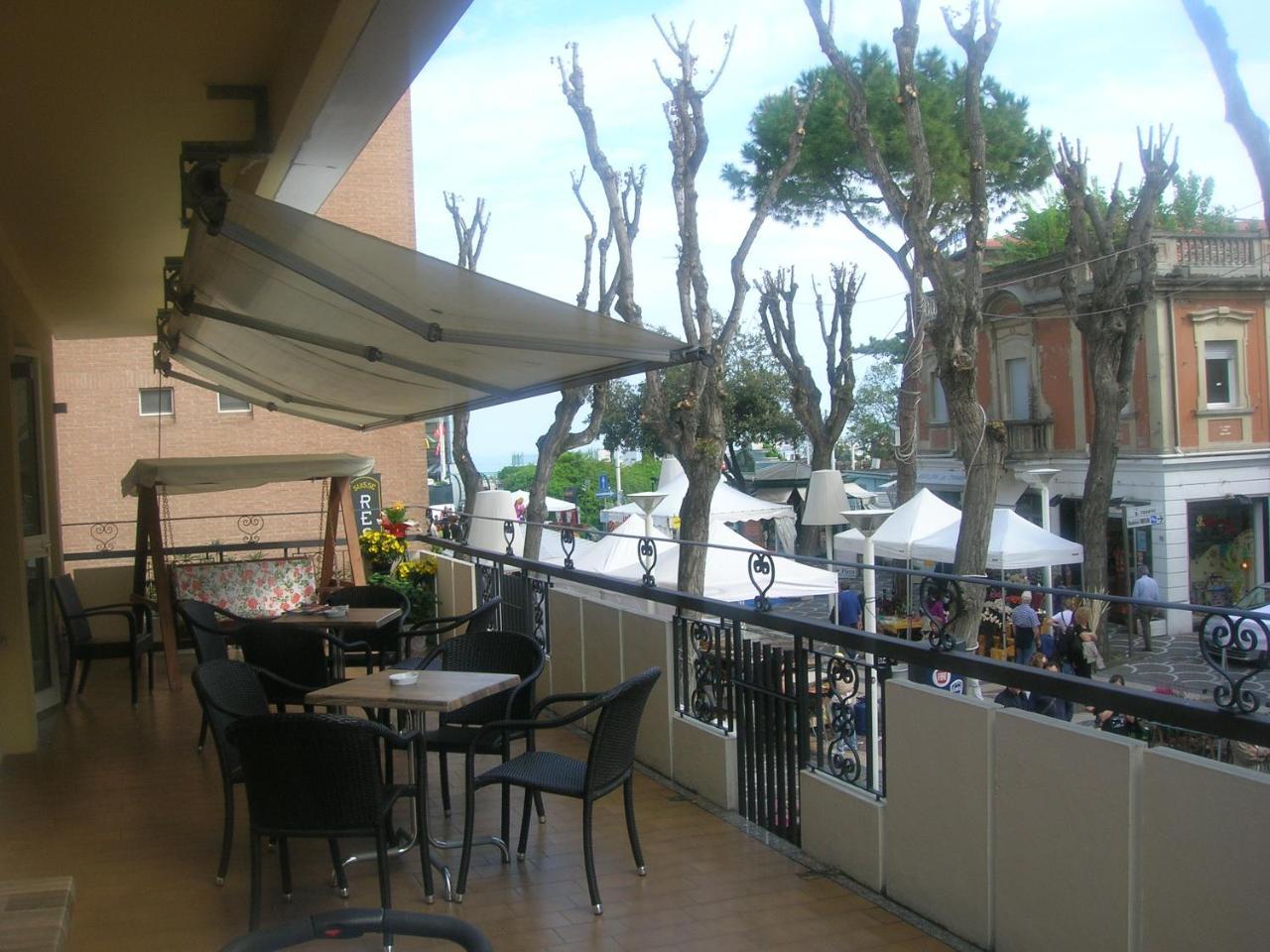 Residence Suisse Κατόλικα Εξωτερικό φωτογραφία